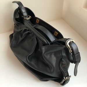 FENDI - Black Leather Shoulder Bag
